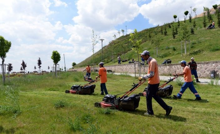 Altındağ’da parklara yoğun bakım