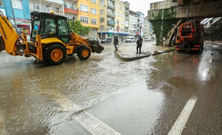 Başkan Sandıkçı: “Sel felaketinin yaşanmasını önlemek için çalışıyoruz”