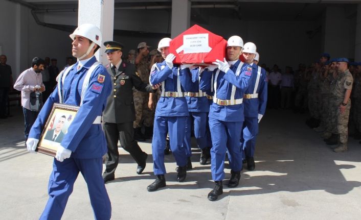 Kazada ölen uzman çavuş ile arkadaşının cenazeleri memleketlerine uğurlandı