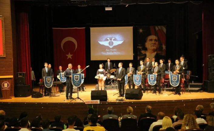 Kütahya’da ’Cazın Kartalları’ndan konser