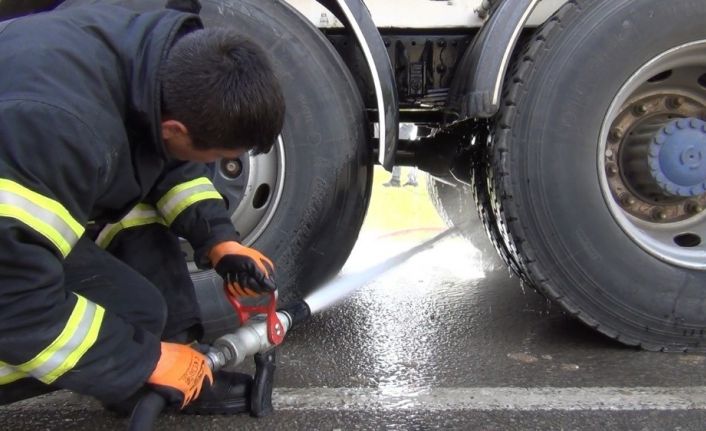 LPG yüklü tankerde yangın