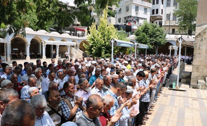 Mursi için Kahramanmaraş’ta gıyabi cenaze namazı kılındı