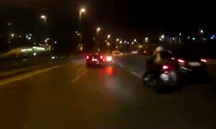 Otomobil iki motosiklete çarptı: 1 ölü, 2 yaralı