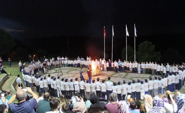 Sultangazi’de izci kampına coşkulu veda