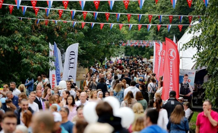 Türkiye Festivali Rusya’da milyonlara ulaştı