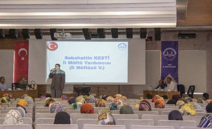 Van’da Kur’an-ı Kerimi Güzel Okuma Bölge Finali Yarışması