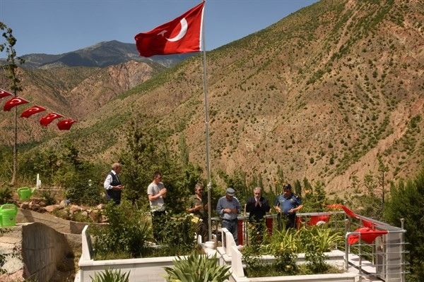 15 Temmuz Şehidimiz Dursun Acar mezarı başında anıldı