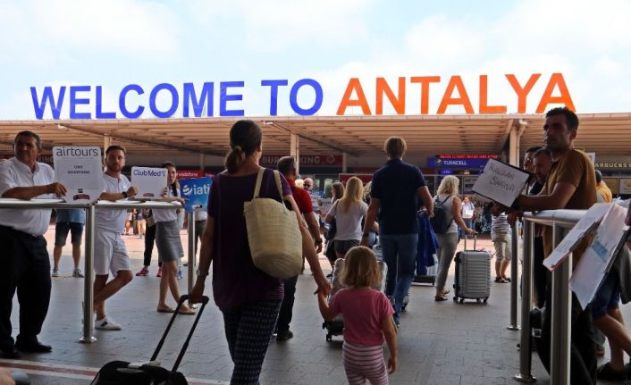 Antalya’ya Haziran ayında 2 milyon 228 bin 994 turist geldi