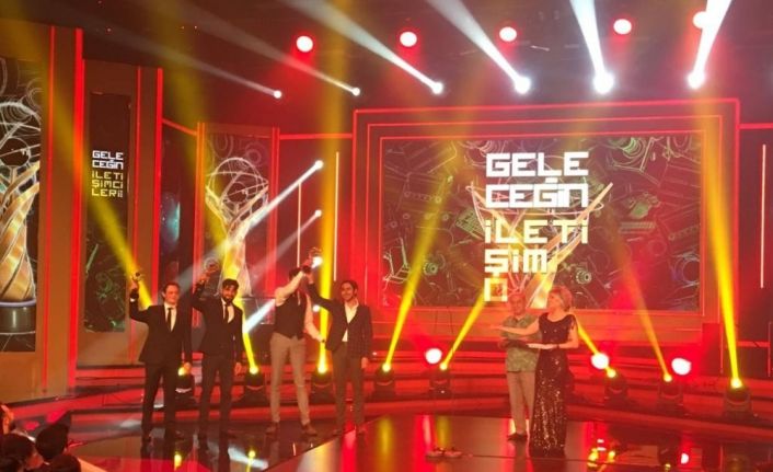 TRT’den HKÜ’ye geleceğin iletişimcileri ödülü