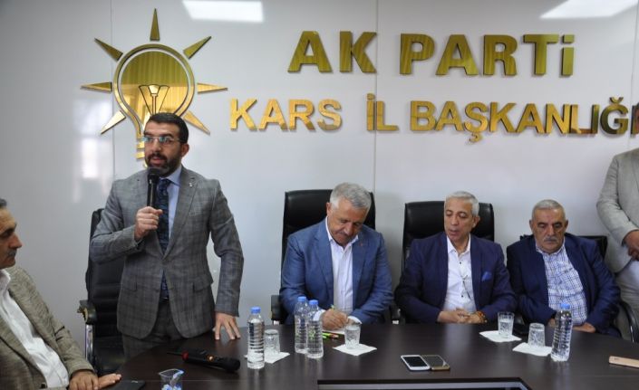 AK Parti Kars İl Başkanlığı’nda bayramlaşma