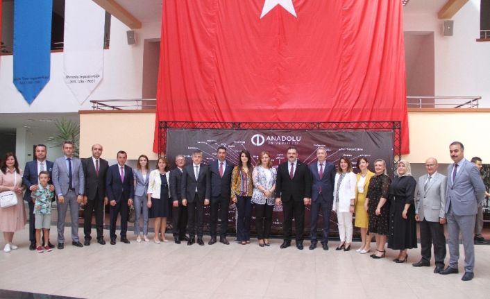 Anadolu Üniversitesi ailesi bayramlaştı