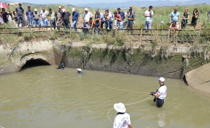 Bayrama birlikte girmek isterken, ölüme birlikte gittiler