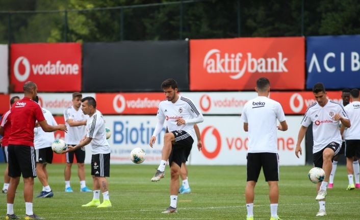 Beşiktaş’ın yeni transferleri Sivas kafilesinde yer aldı