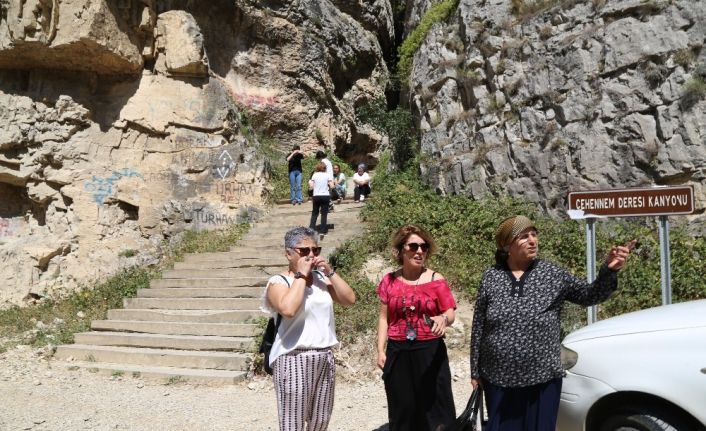 Cehennem Deresi Kanyonu bayramda ziyaretçi akınına uğradı