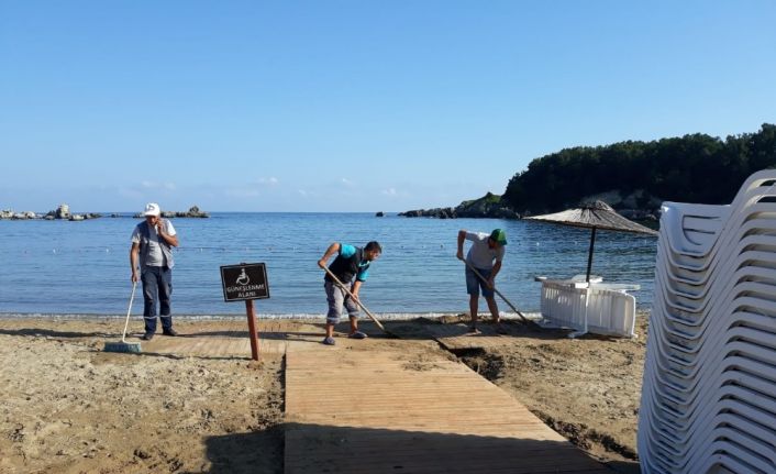 Kandıra Miço Koyu her gün temizleniyor