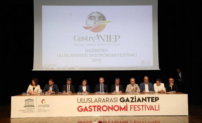 Şahin, Gastroantep Festivali öncesi sektör temsilcileriyle toplandı