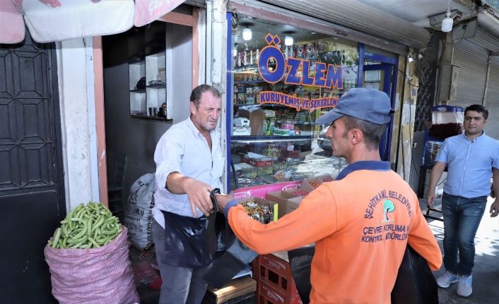 Şehitkamil’den vatandaşlara kurban poşeti