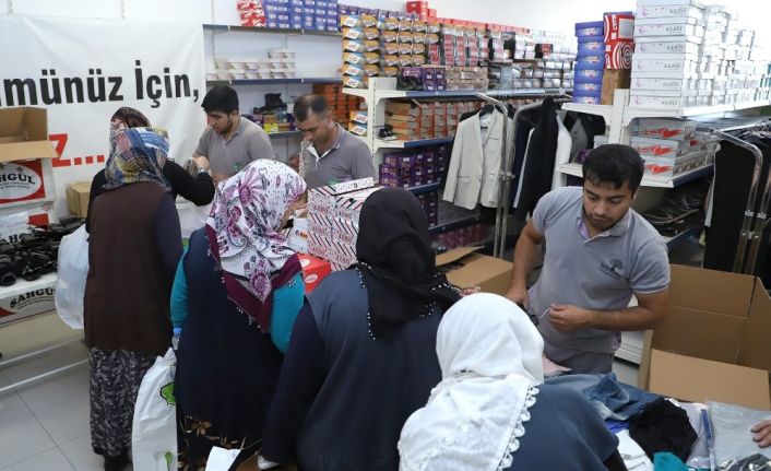 Şehitkamil’in bayramlıkları yüzleri güldürdü