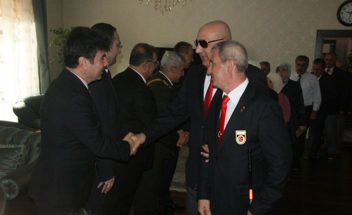 Vali Soytürk tebrikleri kabul etti