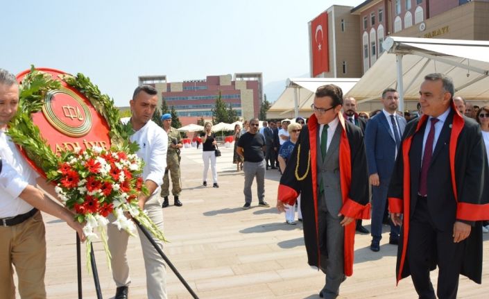 Adli yıl düzenlenen törenle başladı