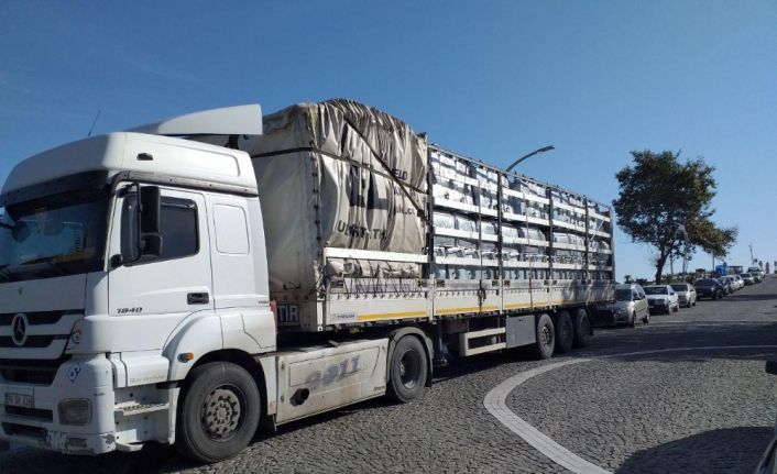 Akçakoca’da bakanlıktan 250 adet çöp konteyneri