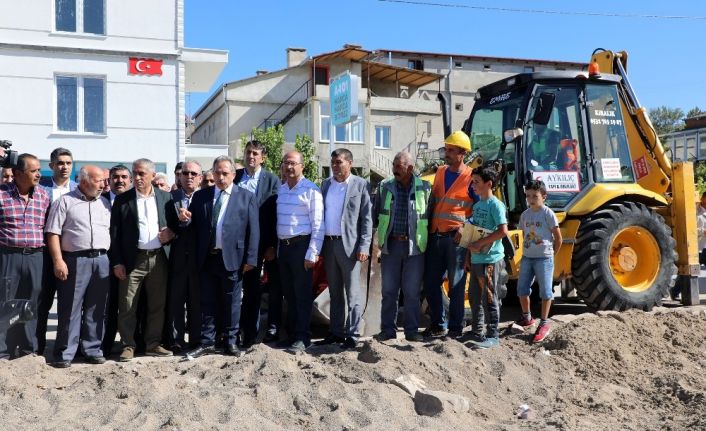 Başkan Yalçın Başakpınar’da çalışmaları inceledi