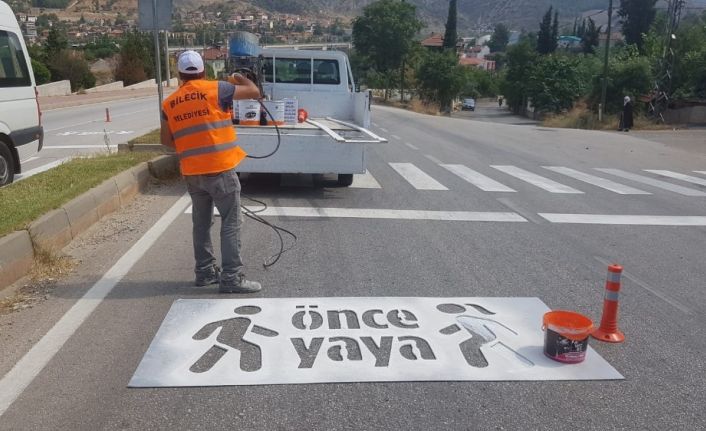 Bilecik’te “Önce Yaya” çizgi çalışması yapıldı