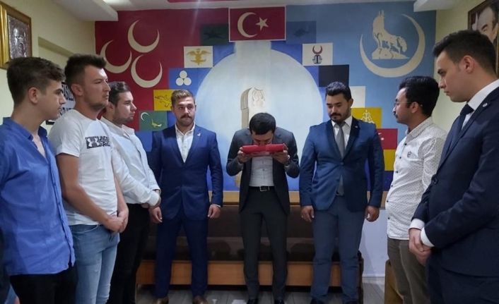 Çanakkale Ülkü Ocaklarında bayrak değişimi