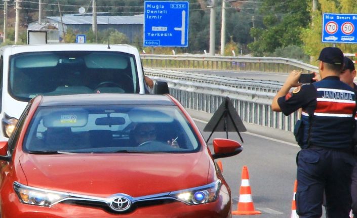 ‘Dumansız araç’ uygulamasında ilginç görüntüler