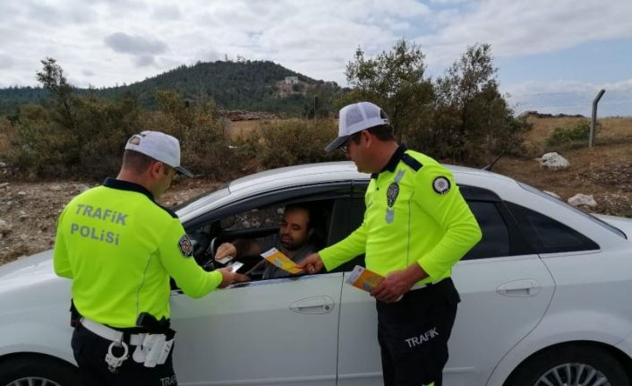 Emet’te sürücülerin sigara yasağına uyup uymadıkları denetlendi