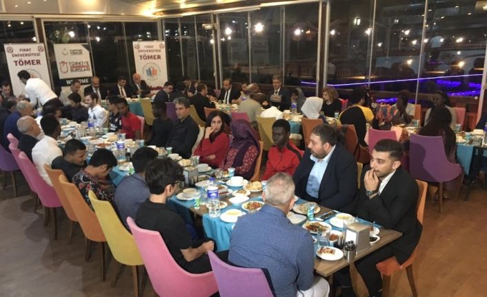 FÜ’ye 7 yılda  gelen yabancı öğrenci sayısı 62 kat arttı