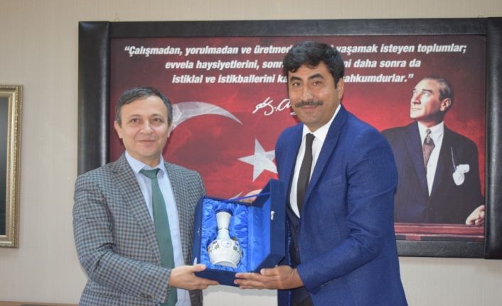 HAK-İŞ’den Erciyes Üniversitesi Rektörü’ne Ziyaret