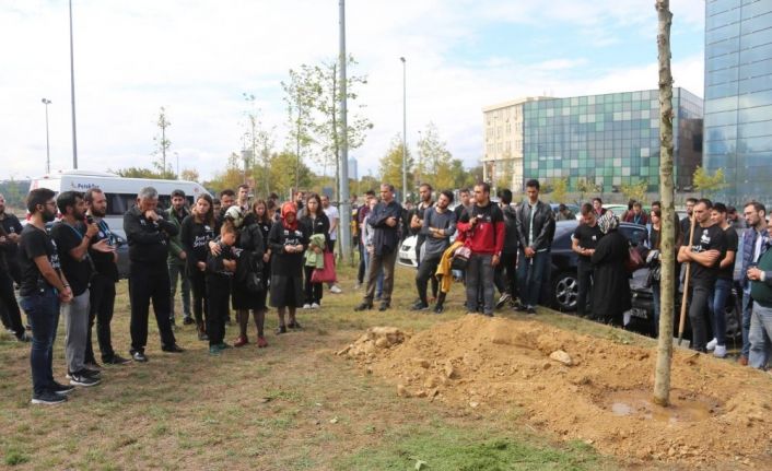 İstiklal Caddesi’nde bıçaklanarak öldürülen Halit Ayar’ın kız kardeşinden duygulandıran mektup