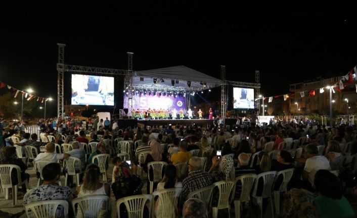 Kepez’in folklor festivaline muhteşem gala