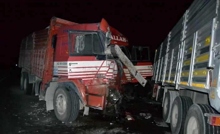 Konya’da kamyonla tır çarpıştı: 1 ölü, 1 yaralı