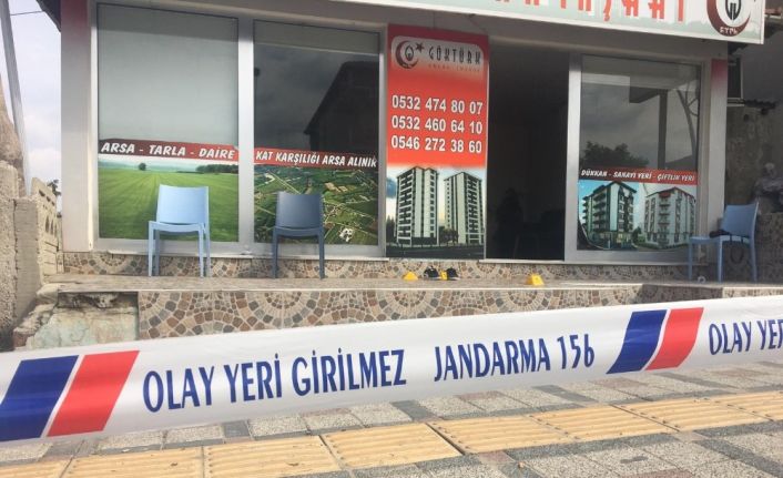 Ortağına kurşun yağdırdı