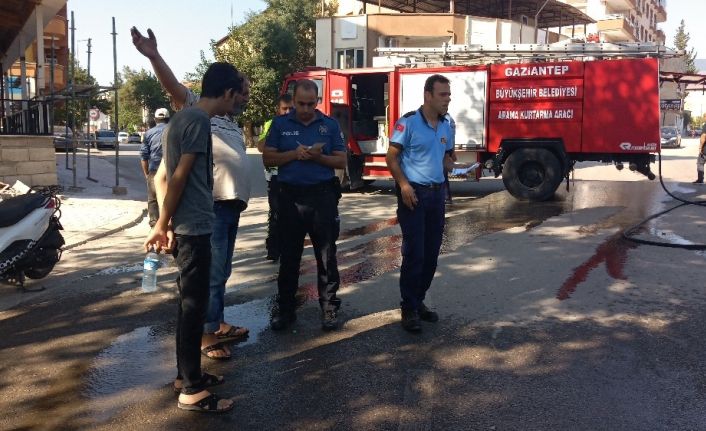 Seyir halindeki LPG’li otomobil alev aldı, faciadan dönüldü