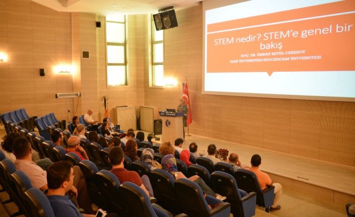 TR33 Bölgesi Öğretmenleri STEM’le buluşuyor