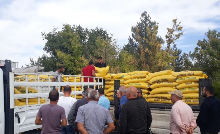 Tuncelili çiftçiye , 56 ton tohum dağıtıldı