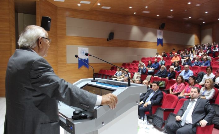 Uluslararası Akademik Filoloji Çalışmaları Konferansı başladı