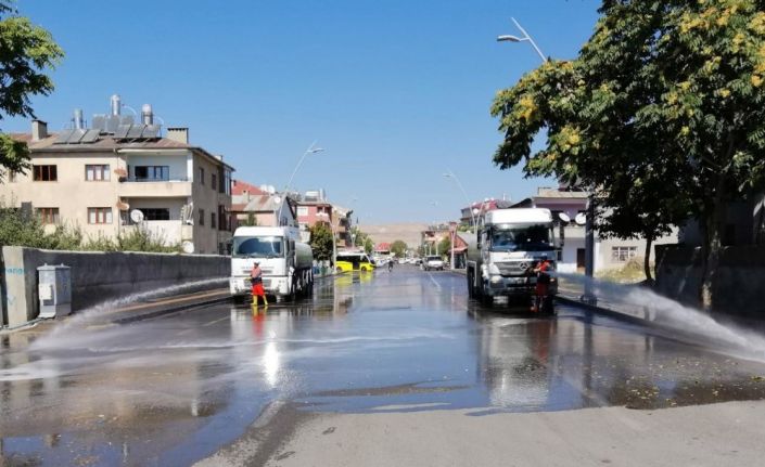 Van Büyükşehir Belediyesinden temizlik seferberliği