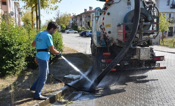 Altyapı temizliği kesintisiz sürecek