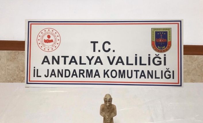 Antalya’da tarihi eser operasyonu