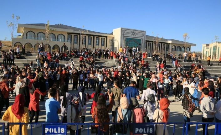 Bayburt Üniversitesi öğrencileri ‘Üniversitene Hoşgeldin!’ konserinde buluştu