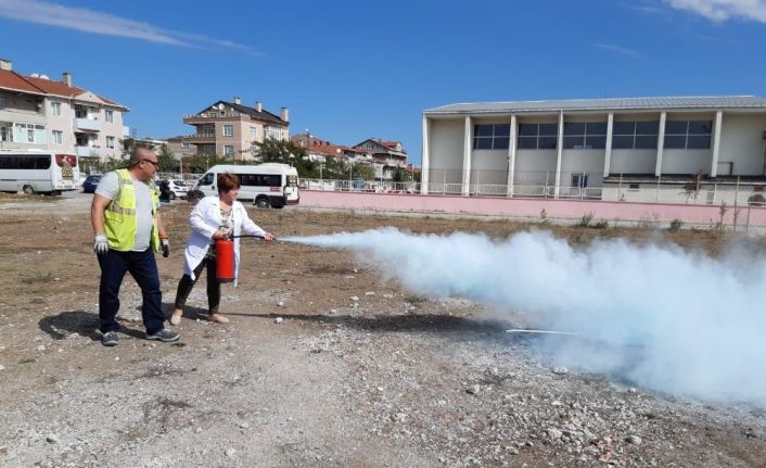 Beren Bebek Çocuk Akademisinde deprem tatbikatı