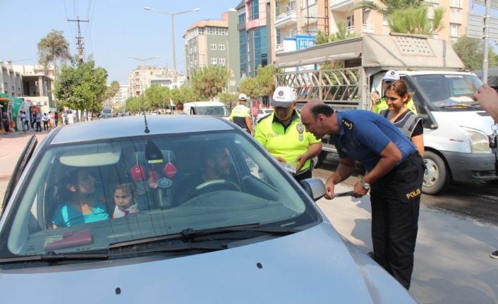 Ceyhan’da yaya geçitlerinde güvenlik nöbeti