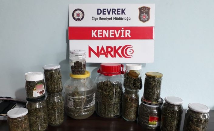 Devrek’te 1 kilo 320 gram kenevir ele geçirildi