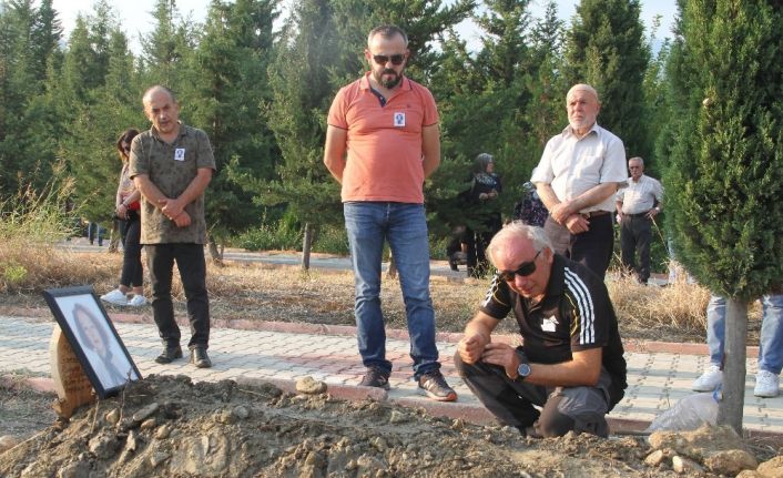 Diş hekimi Urhan gözyaşları eşliğinde toprağa verildi