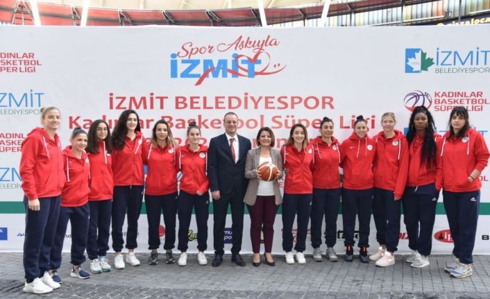 İzmit Belediyespor Kadın Basketbol Takımı yeni sezona hazır