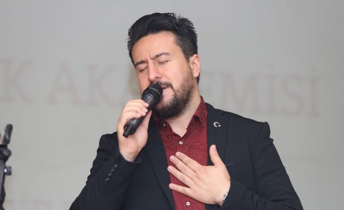 Şair Kasım Alper Özdemir: "İstanbul bir şiir şehri olmalı"